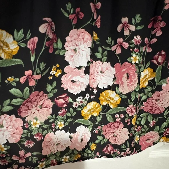 Floral Black Long Sleeve Blouse W/Tie - Picture 4 of 4